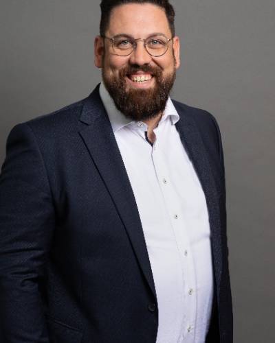 tobias-closs.jpg