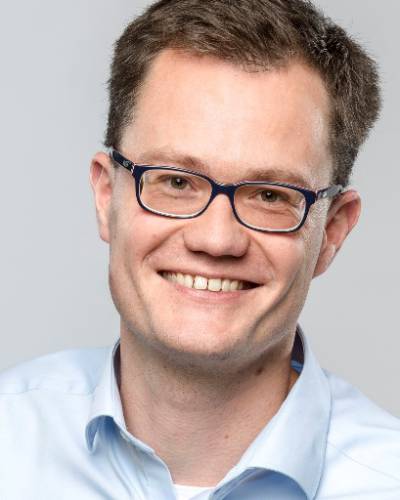 tobias-reggelin.jpg